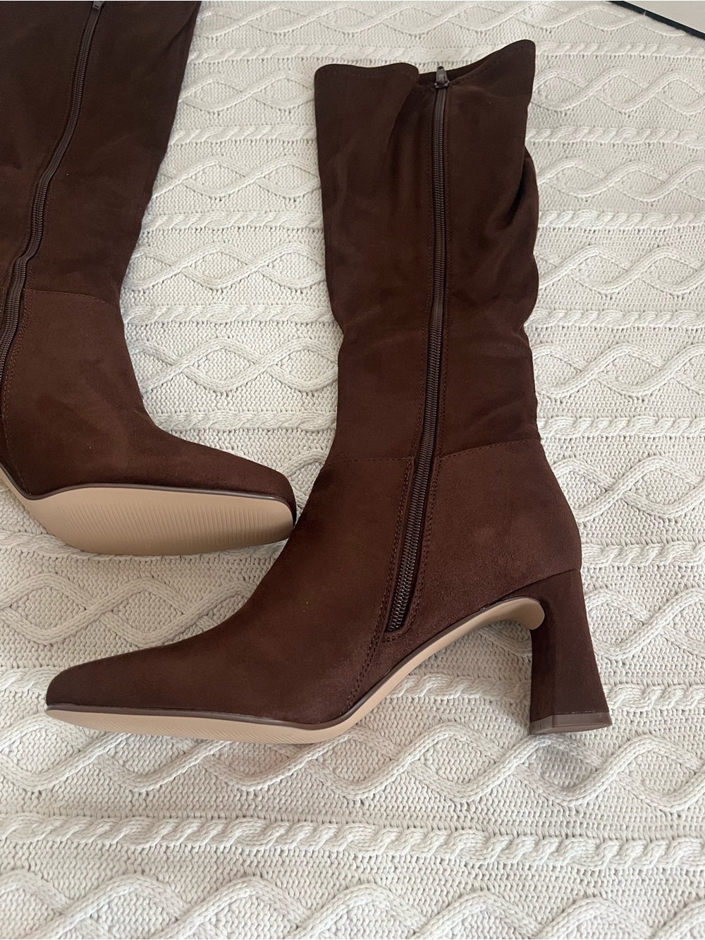 New! Steve Madden Brown Faux Suede Knee-High Block Heel Boots Various Sizes - Picture 2 of 16
